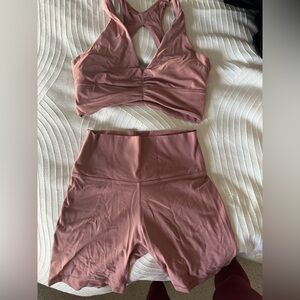 Aritizia workout set TNA butter